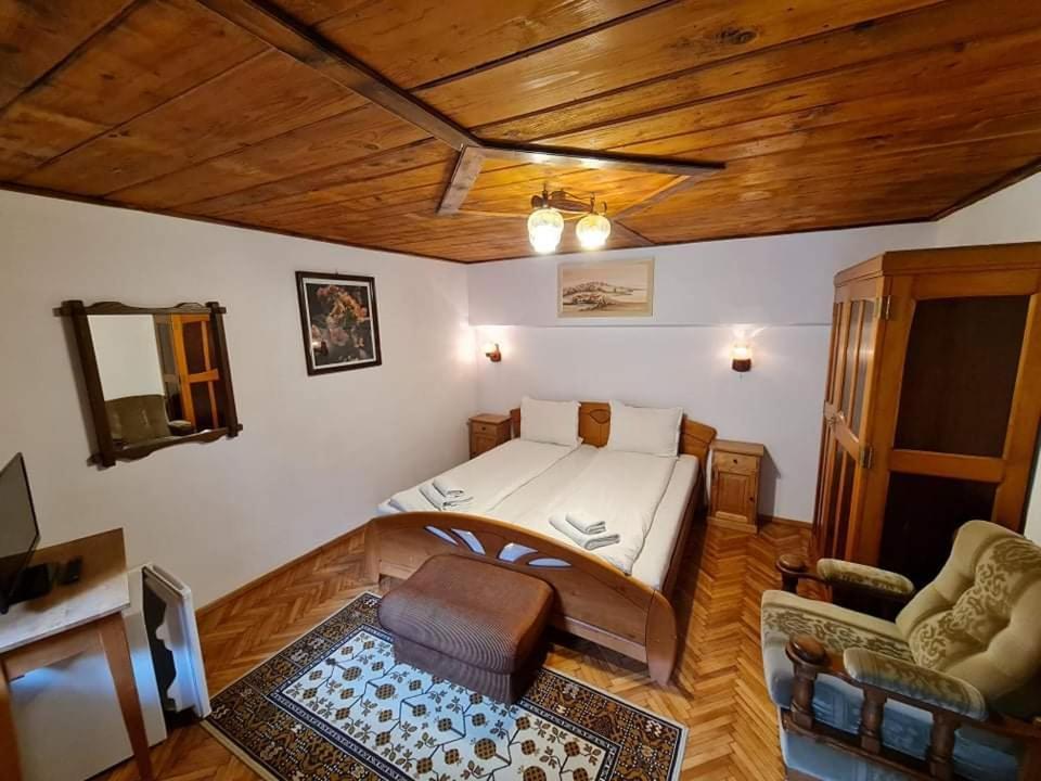 Pensiunea Otilia Sighisoara Exterior photo